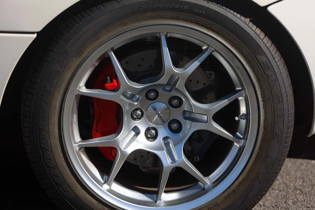 2005 Ford GT 1st Gen - Image 21 of 31