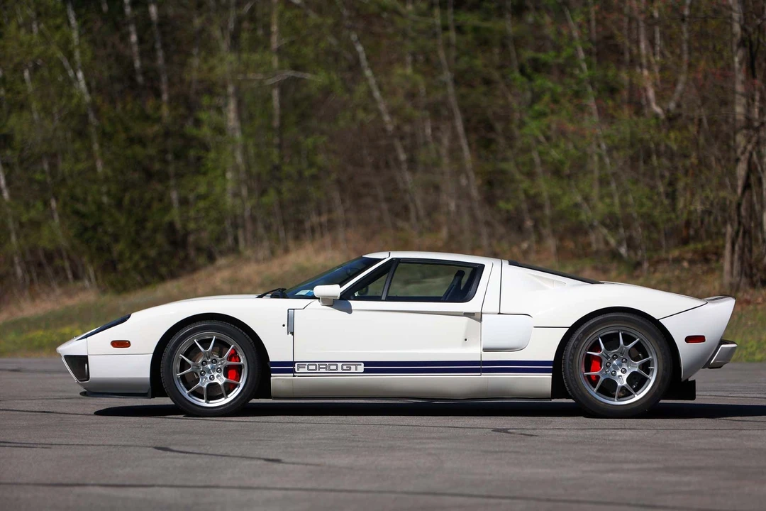 2005 Ford GT 1st Gen - Image 12 of 31
