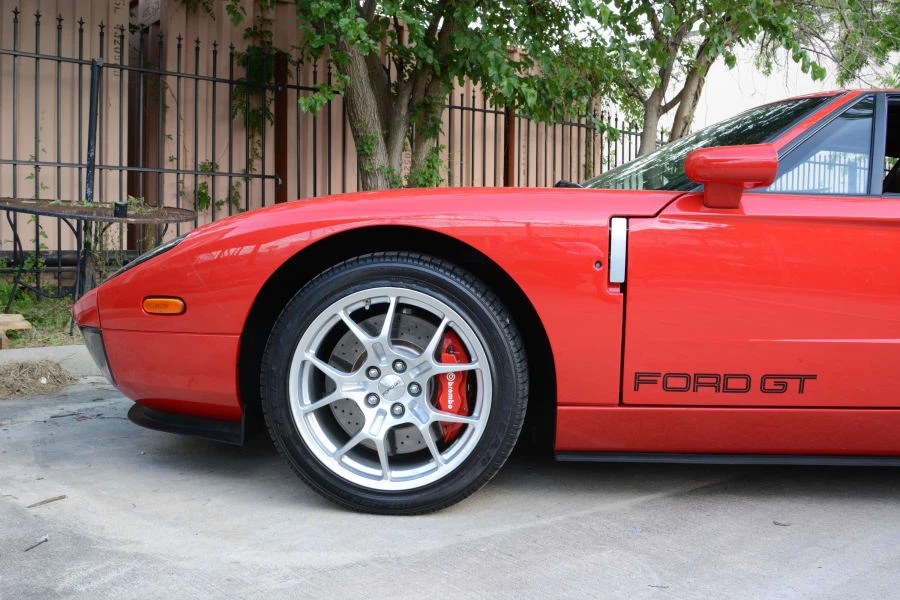 2005 Ford GT 1st Gen - Image 11 of 12