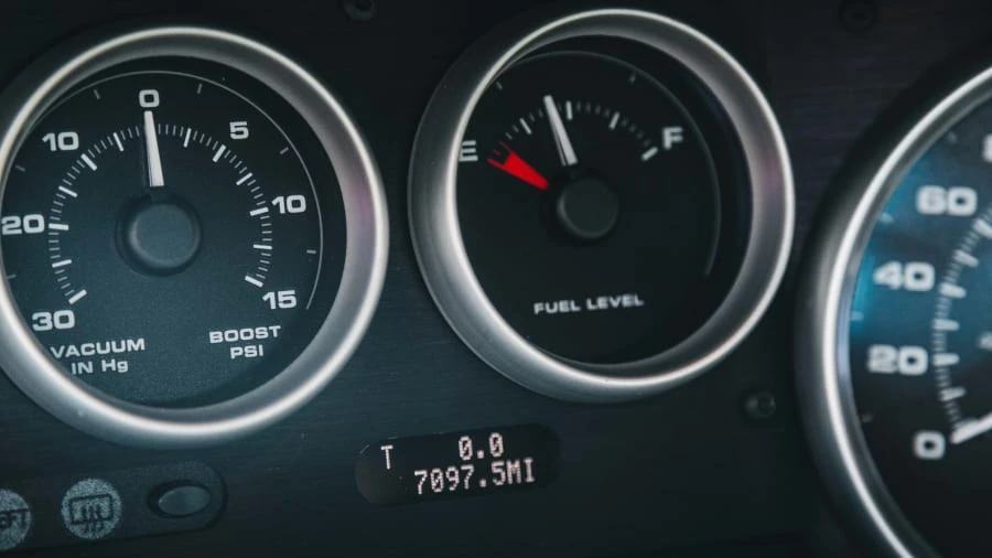 2005 Ford GT 1st Gen - Image 27 of 31