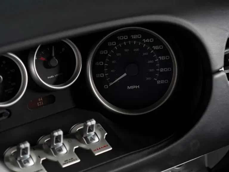 2005 Ford GT 1st Gen - Image 16 of 21