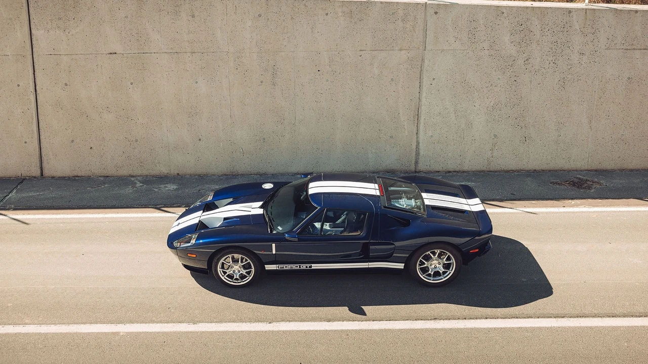 2005 Ford GT 1st Gen - Image 18 of 31