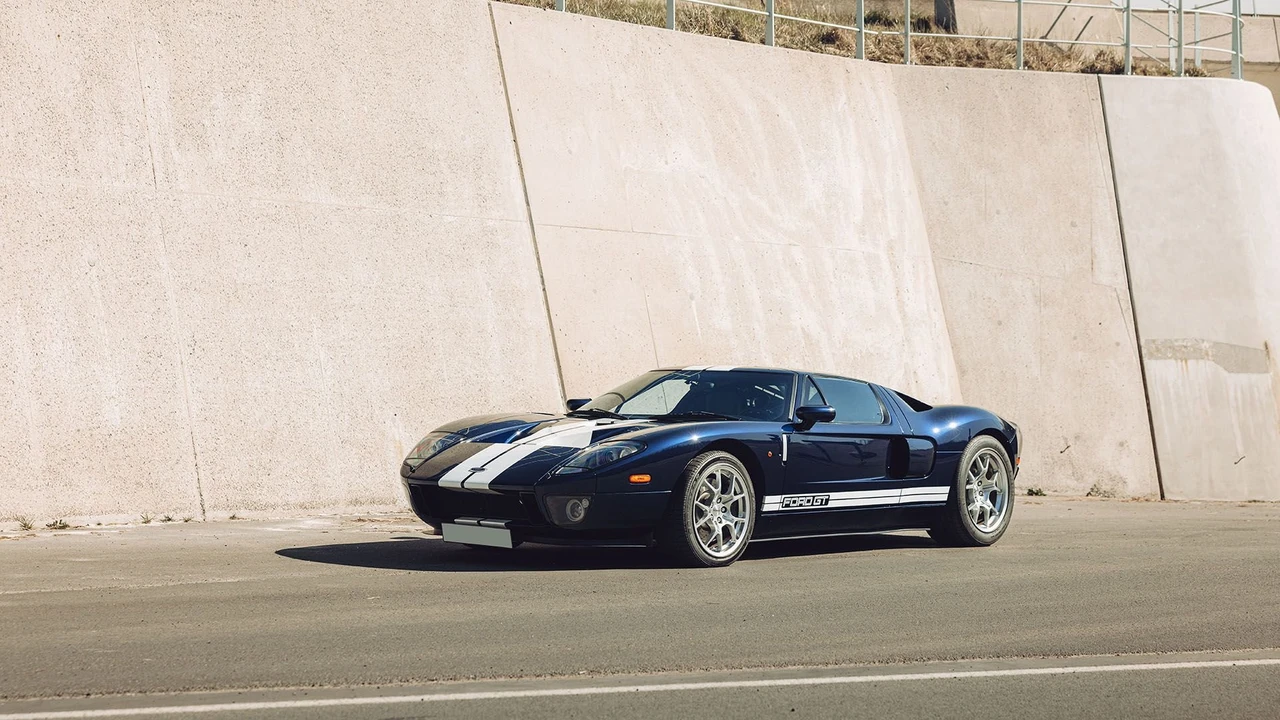 2005 Ford GT 1st Gen - Image 9 of 31