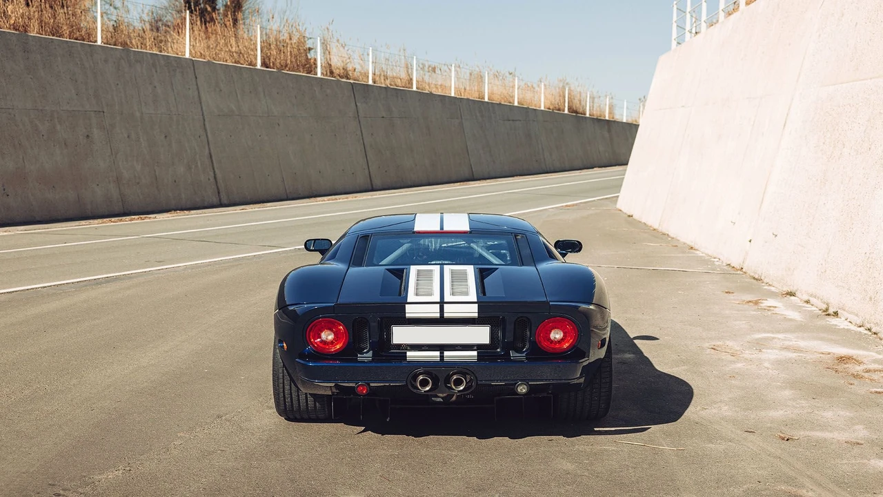 2005 Ford GT 1st Gen - Image 5 of 31