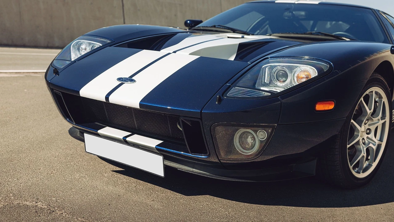 2005 Ford GT 1st Gen - Image 26 of 31