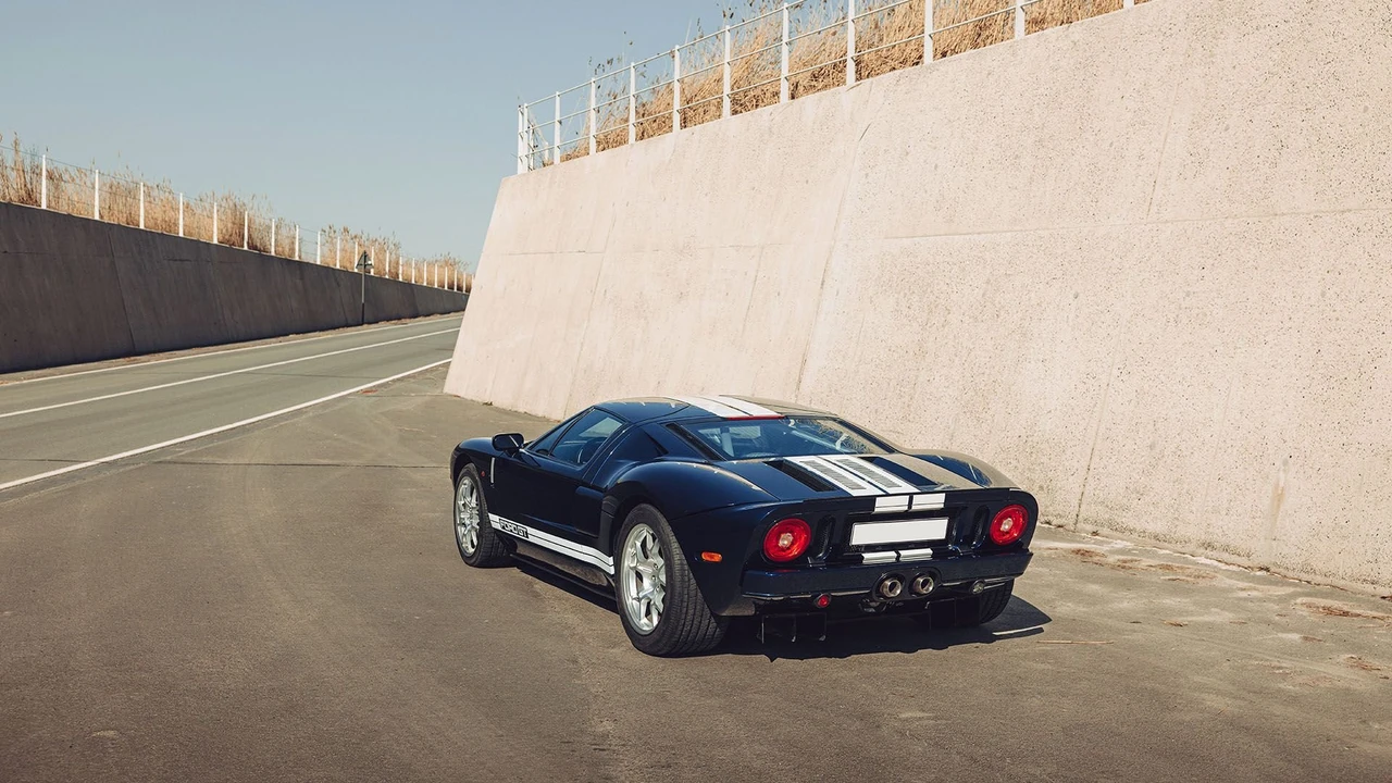 2005 Ford GT 1st Gen - Image 14 of 31