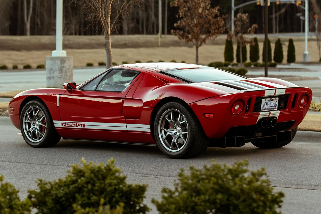 2005 Ford GT 1st Gen - Image 19 of 31