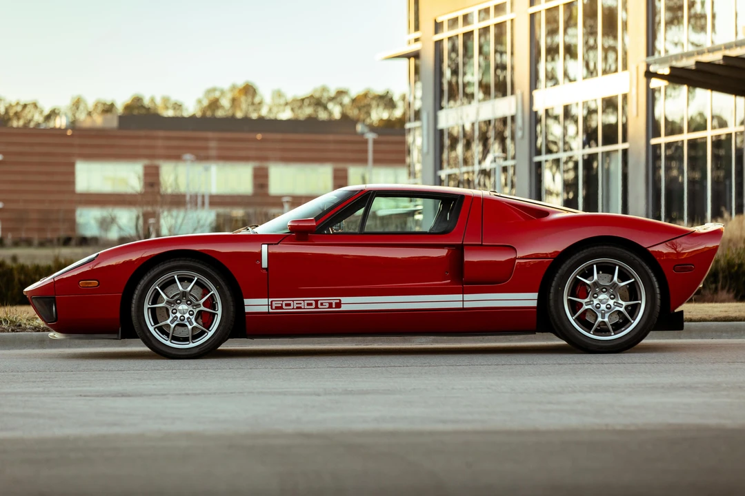 2005 Ford GT 1st Gen - Image 18 of 31
