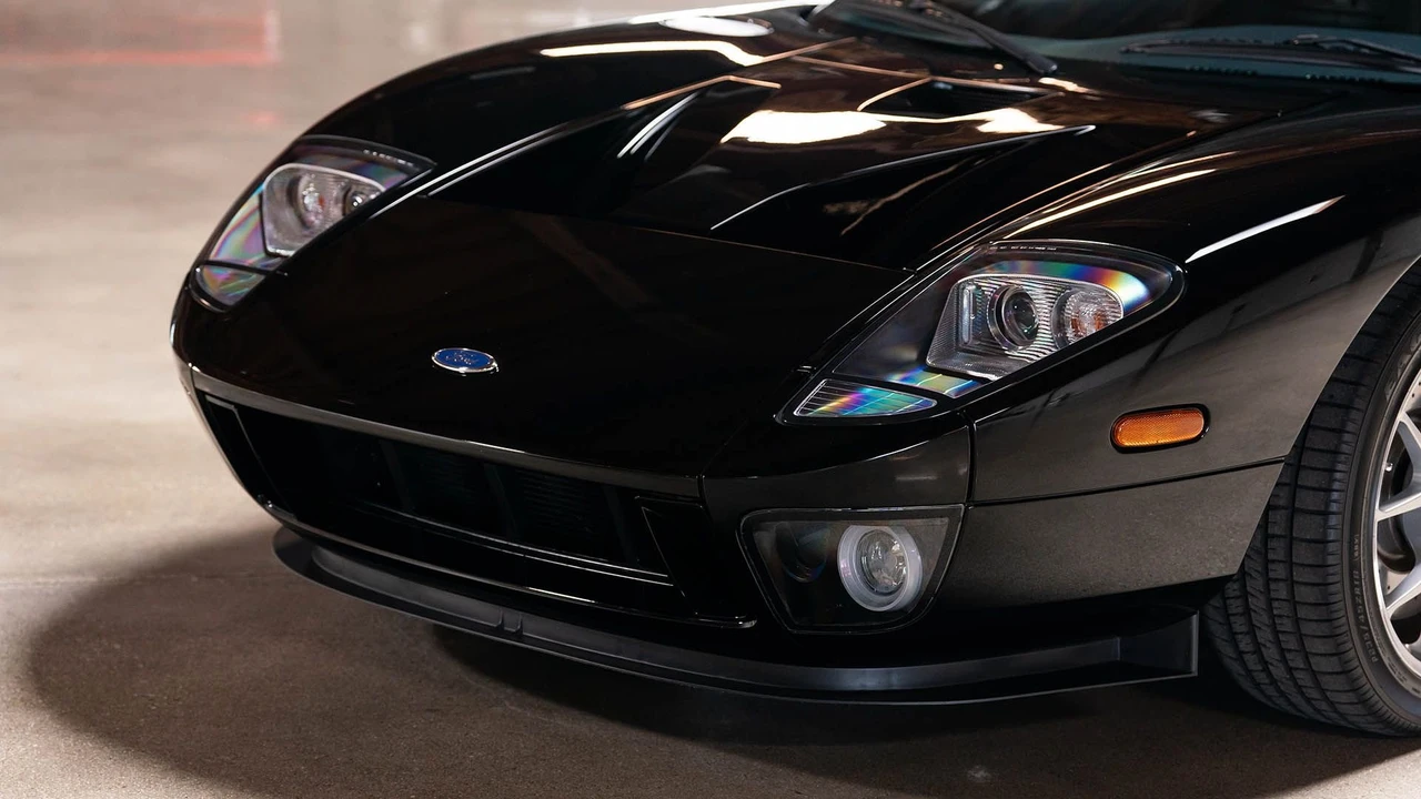2005 Ford GT 1st Gen - Image 26 of 31