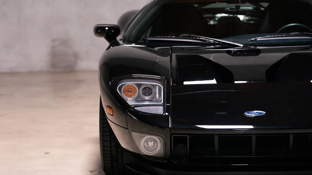 2005 Ford GT 1st Gen - Image 21 of 31