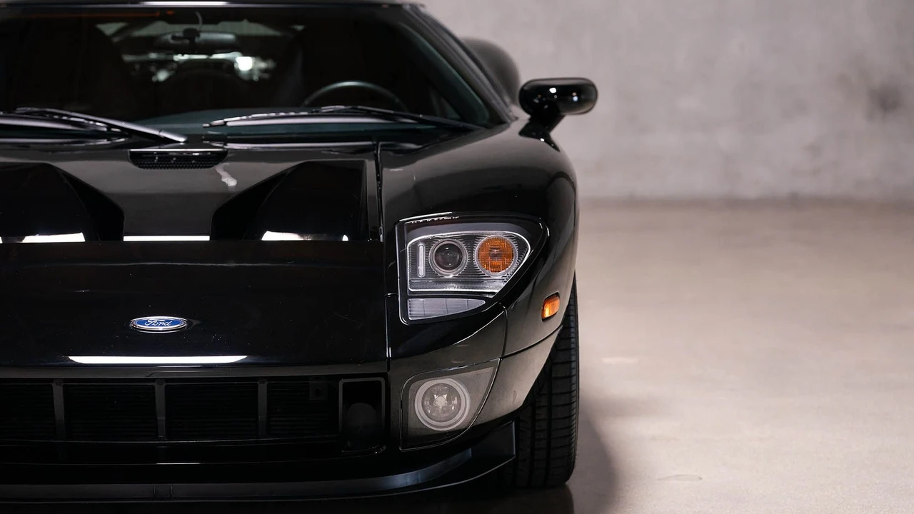2005 Ford GT 1st Gen - Image 25 of 31