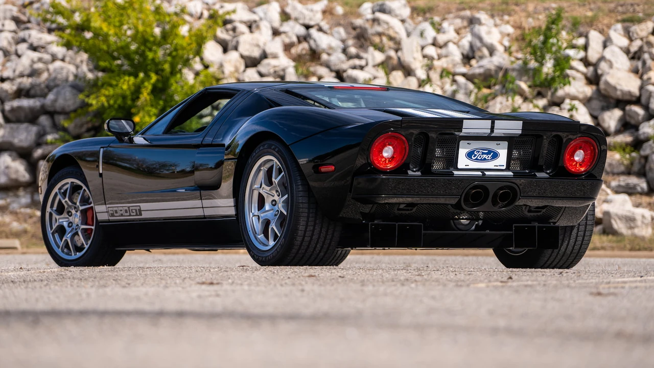 2005 Ford GT 1st Gen - Image 3 of 31