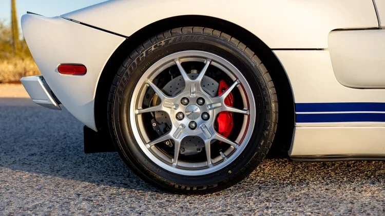 2005 Ford GT 1st Gen - Image 29 of 31