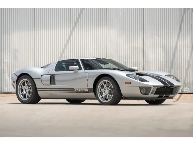 2005 Ford GT 1st Gen - Image 2 of 2