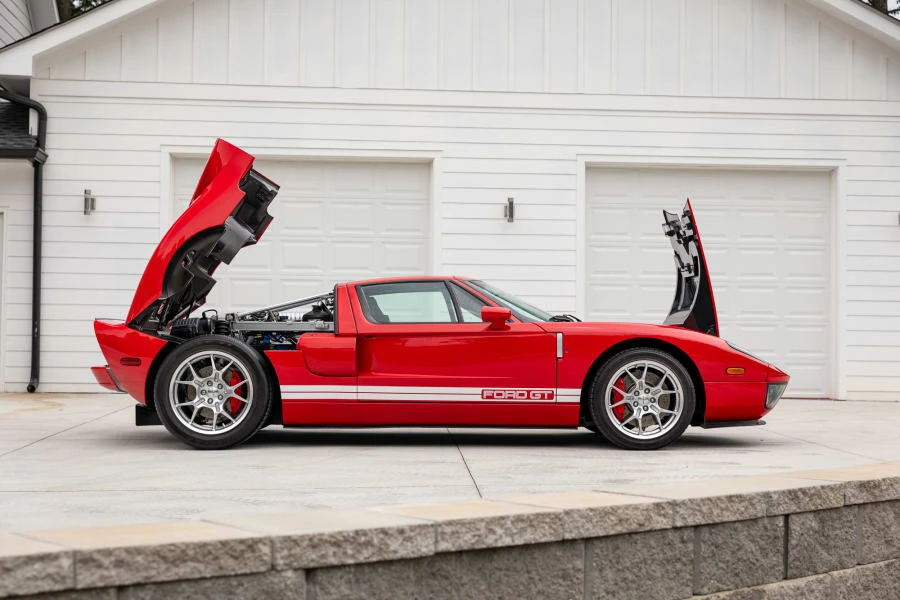 2005 Ford GT 1st Gen - Image 2 of 31