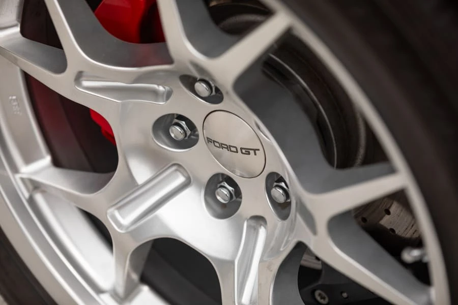 2005 Ford GT 1st Gen - Image 13 of 31