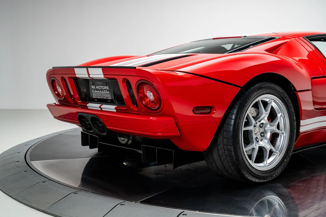 2005 Ford GT 1st Gen - Image 27 of 31