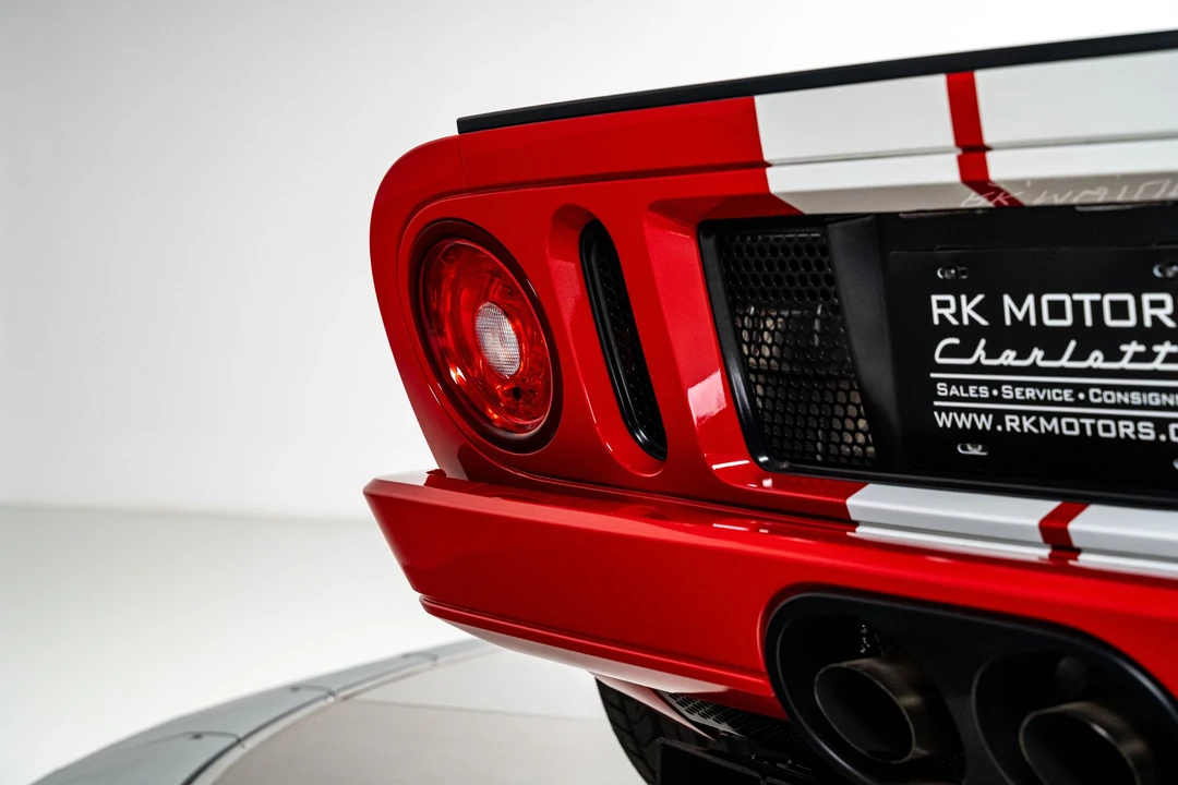 2005 Ford GT 1st Gen - Image 28 of 31