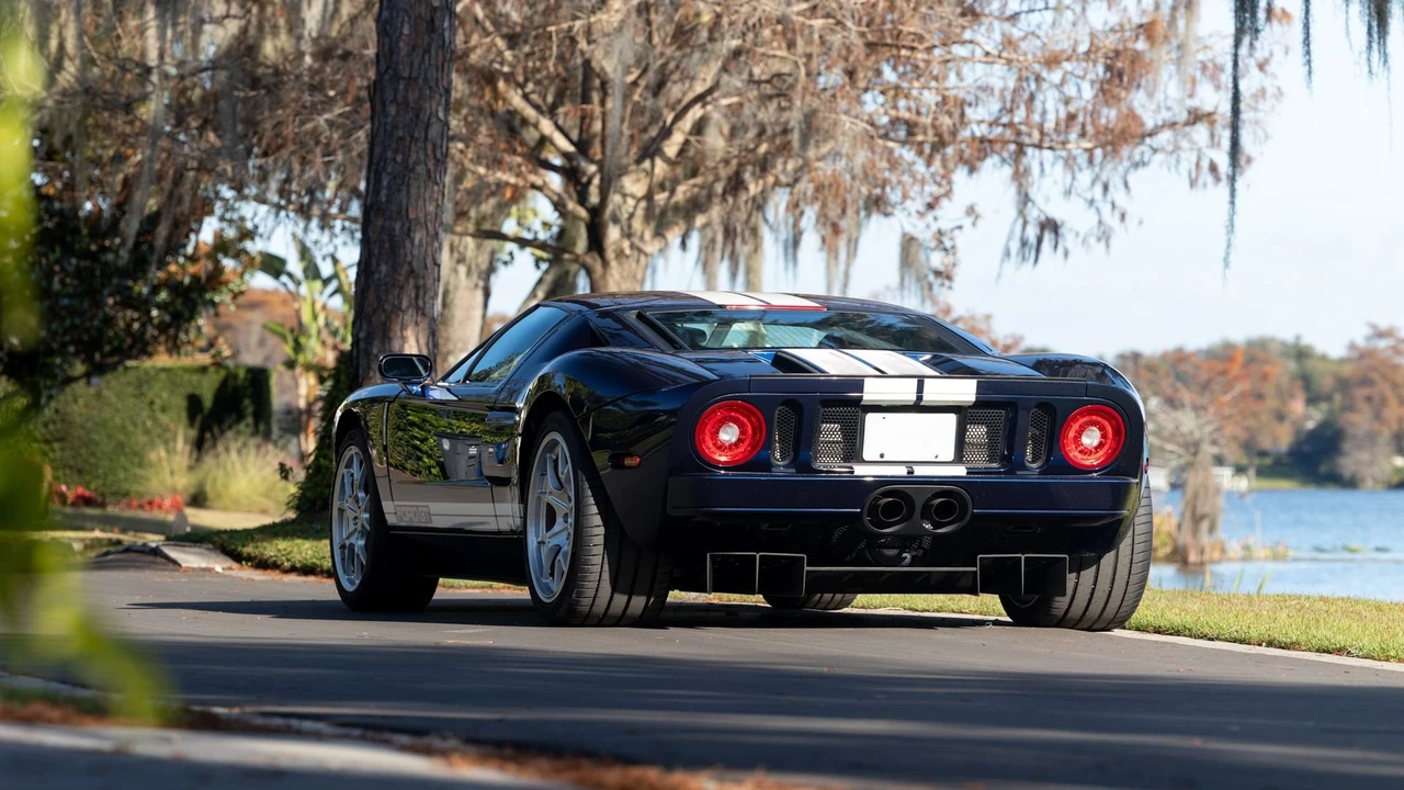 2005 Ford GT 1st Gen - Image 12 of 31