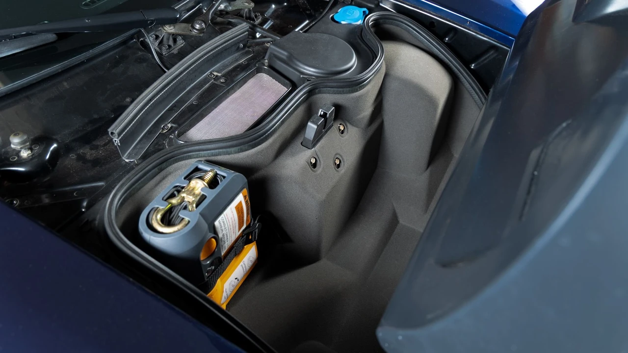 2005 Ford GT 1st Gen - Image 10 of 31