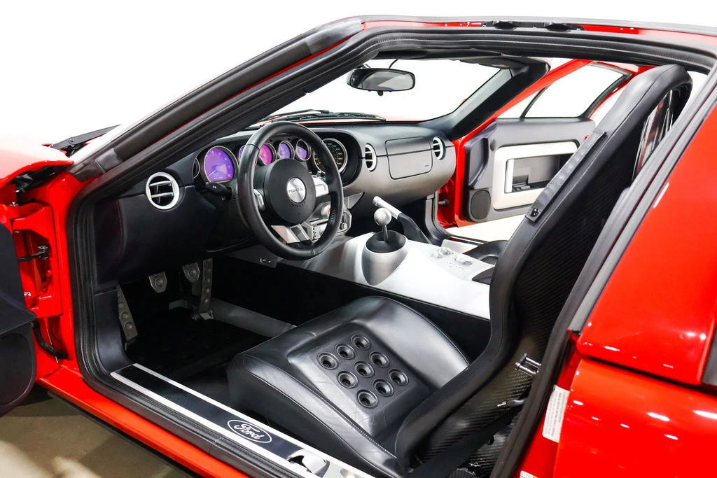 2005 Ford GT 1st Gen - Image 28 of 31