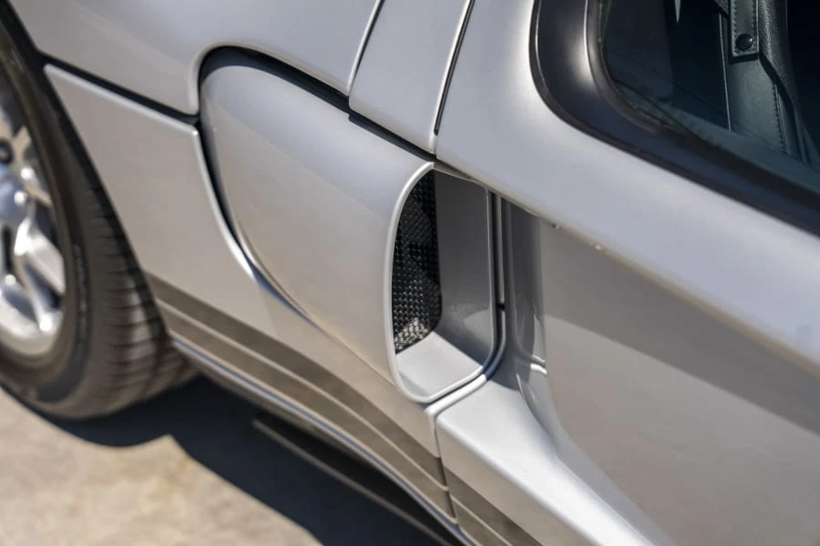 2005 Ford GT 1st Gen - Image 21 of 31