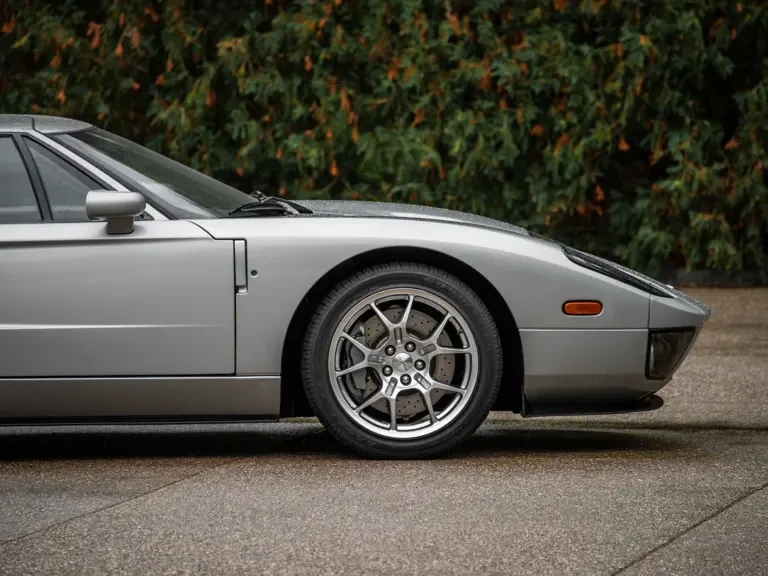 2005 Ford GT 1st Gen - Image 25 of 31