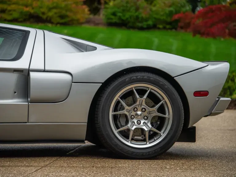 2005 Ford GT 1st Gen - Image 19 of 31