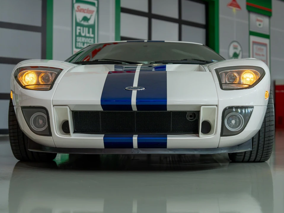 2005 Ford GT 1st Gen - Image 6 of 12