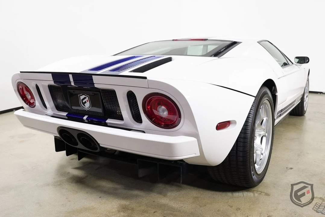2005 Ford GT 1st Gen - Image 10 of 12