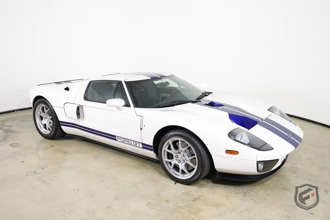 2005 Ford GT 1st Gen - Image 2 of 12