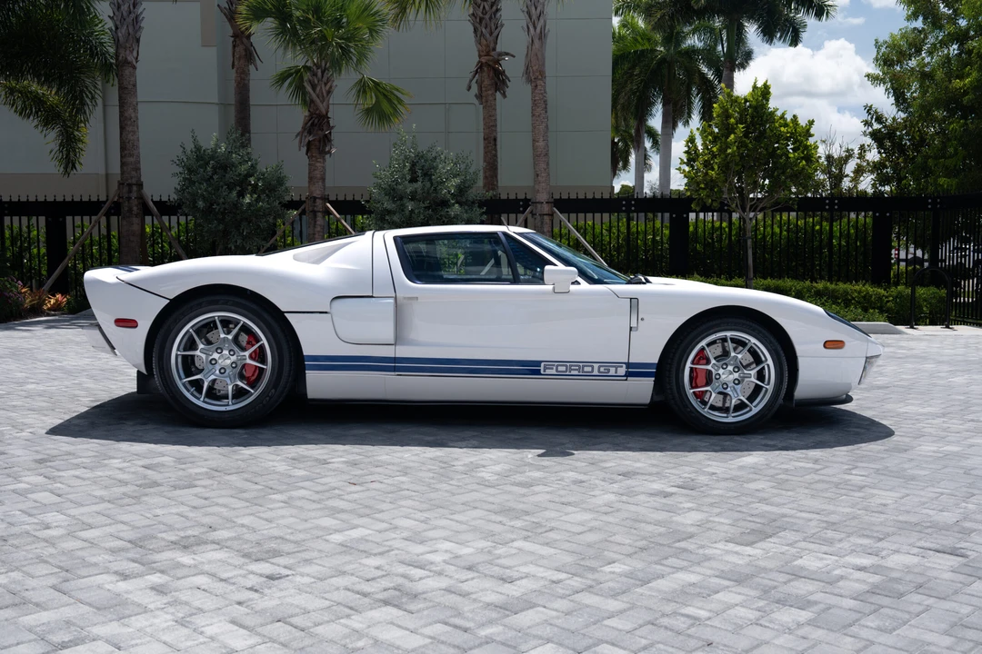 2005 Ford GT 1st Gen - Image 4 of 10