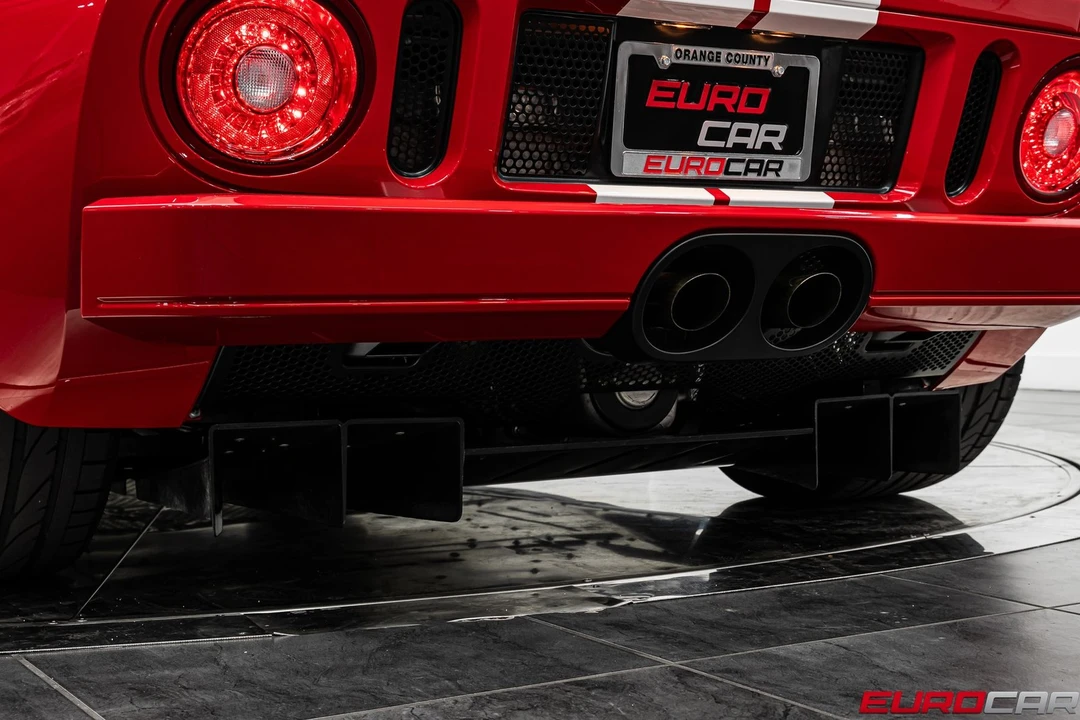 2005 Ford GT 1st Gen - Image 21 of 31