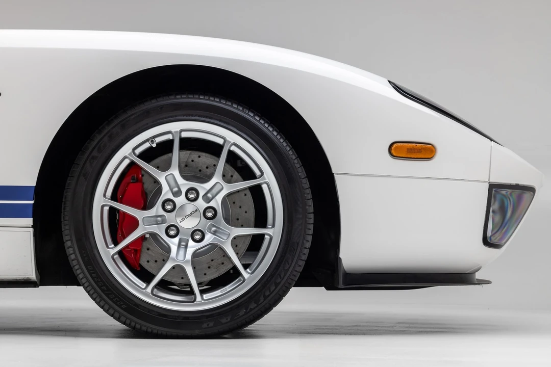 2005 Ford GT 1st Gen - Image 14 of 31