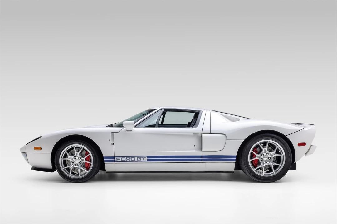 2005 Ford GT 1st Gen - Image 3 of 31