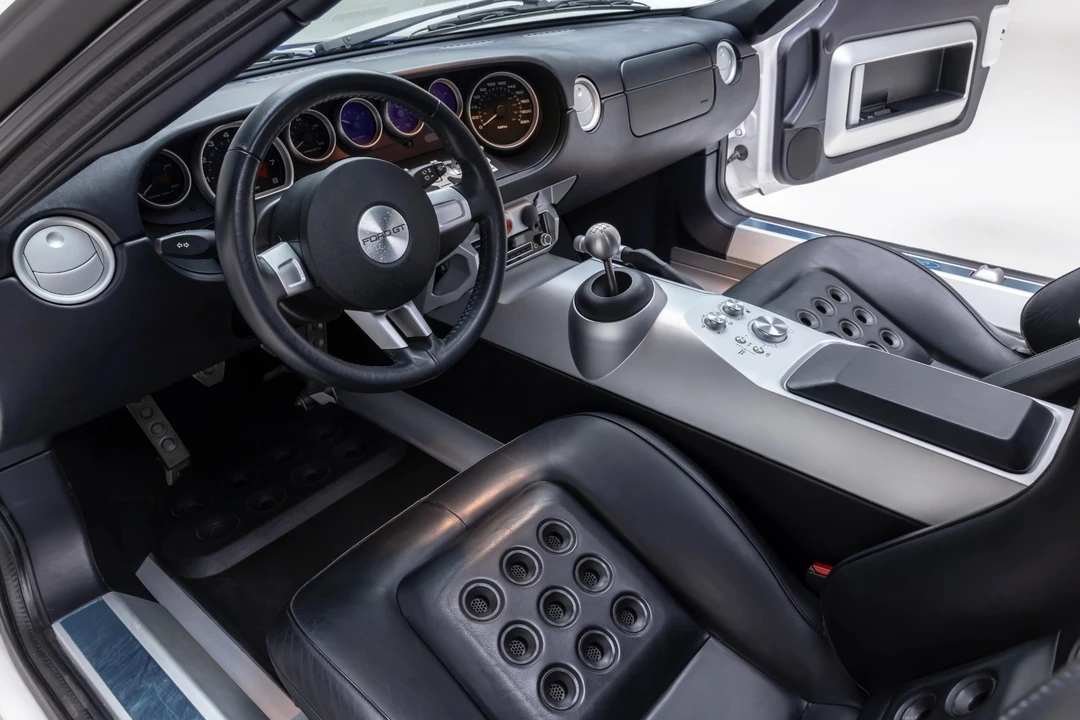 2005 Ford GT 1st Gen - Image 28 of 31