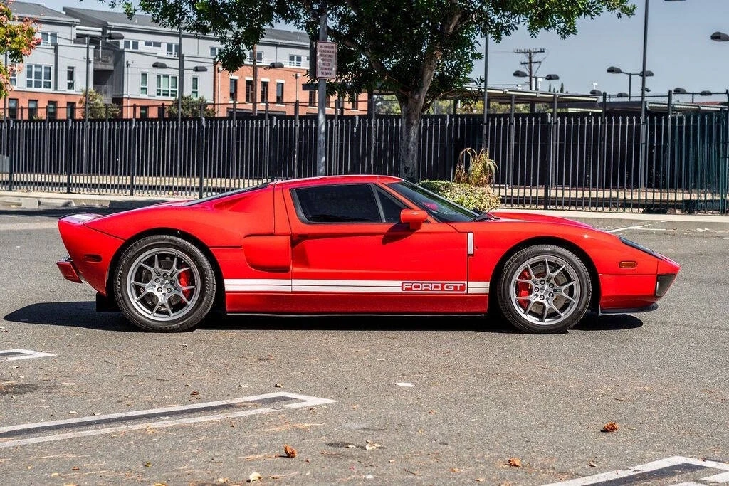 2005 Ford GT 1st Gen - Image 9 of 21