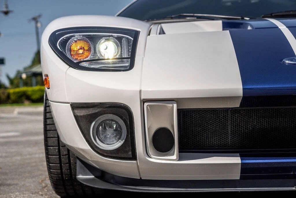 2005 Ford GT 1st Gen - Image 11 of 21