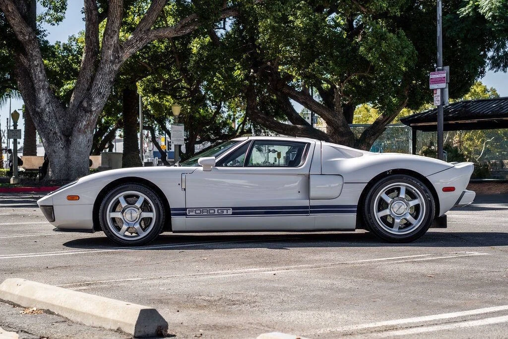 2005 Ford GT 1st Gen - Image 5 of 21