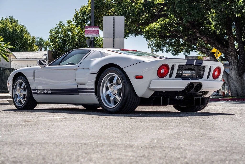 2005 Ford GT 1st Gen - Image 19 of 21