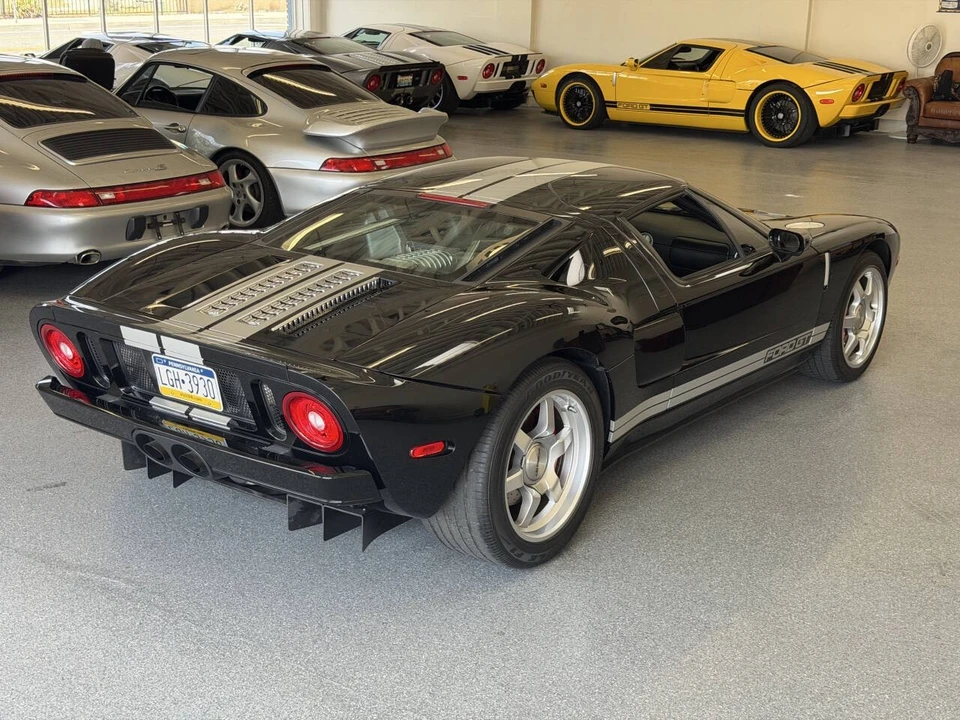 2005 Ford GT 1st Gen - Image 22 of 31