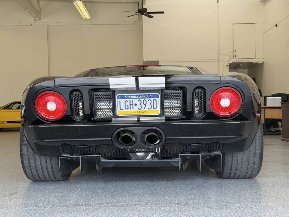 2005 Ford GT 1st Gen - Image 18 of 31