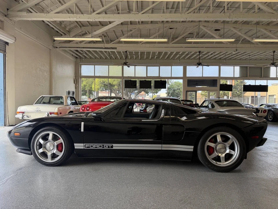 2005 Ford GT 1st Gen - Image 14 of 31