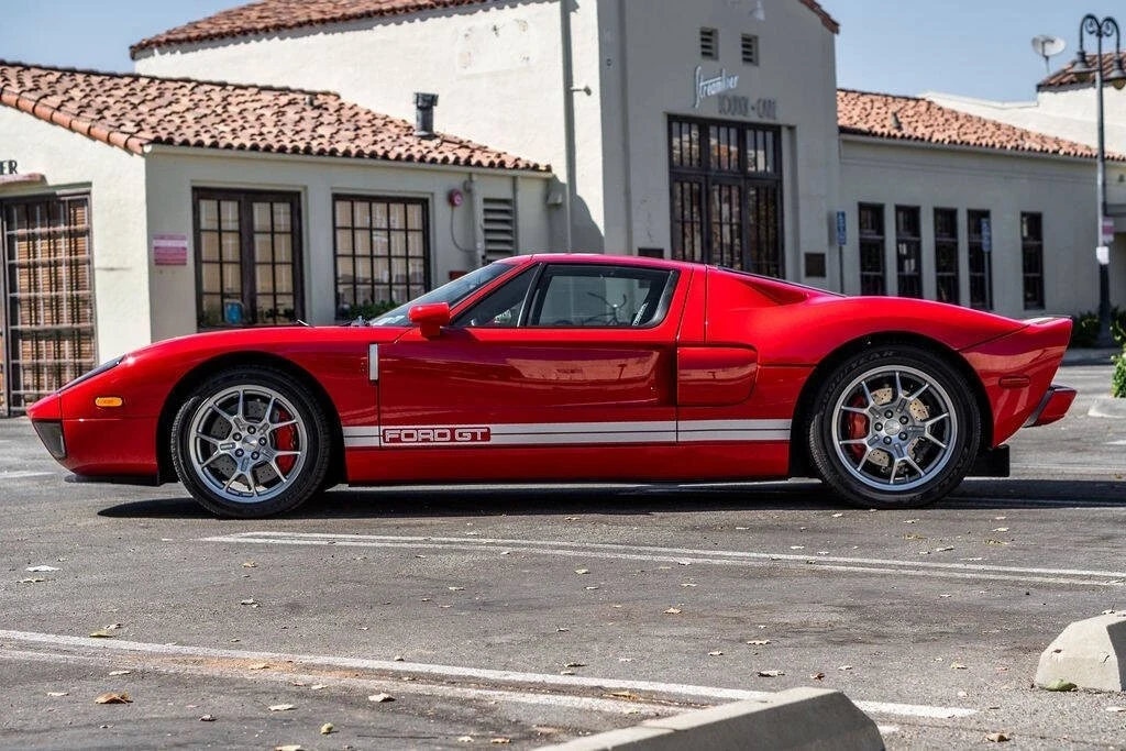 2005 Ford GT 1st Gen - Image 9 of 21