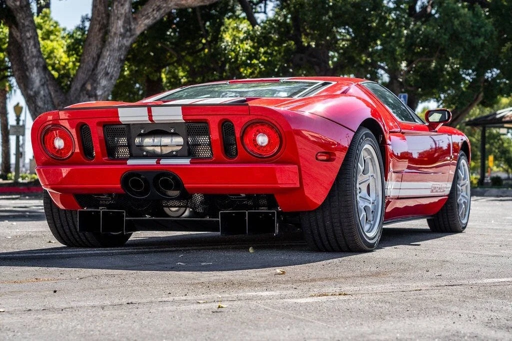 2005 Ford GT 1st Gen - Image 16 of 21