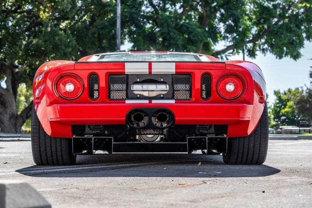 2005 Ford GT 1st Gen - Image 14 of 21