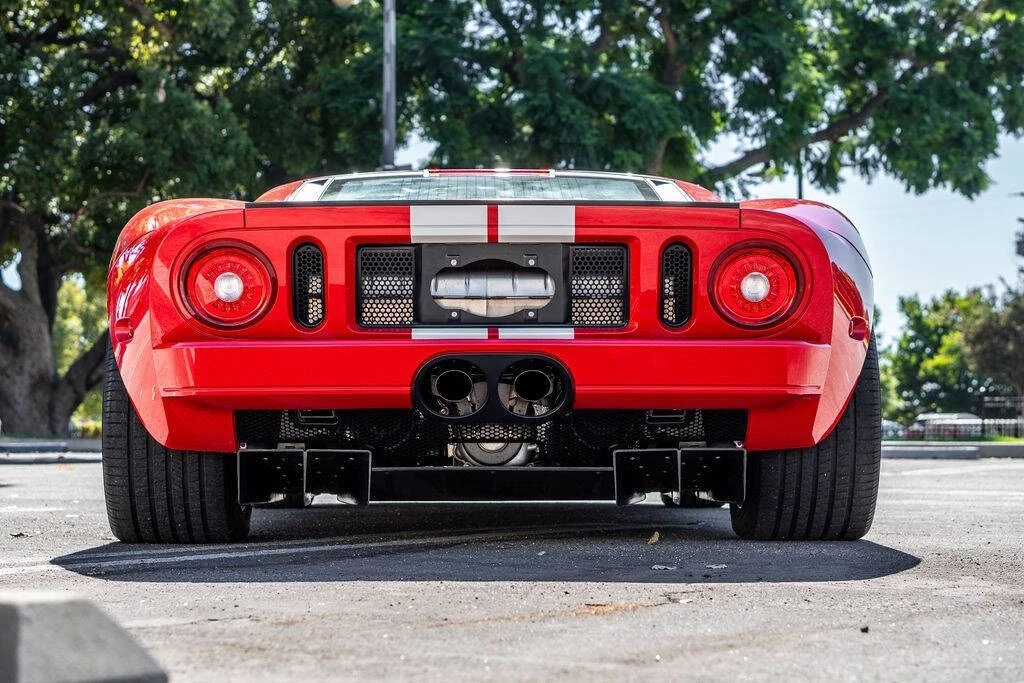 2005 Ford GT 1st Gen - Image 14 of 21