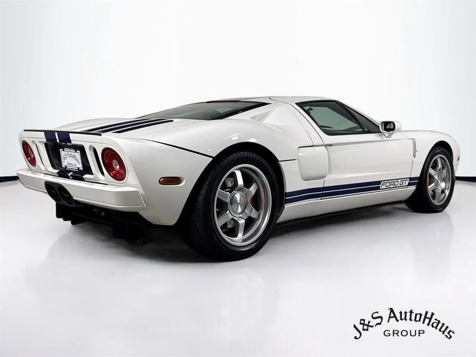 2005 Ford GT 1st Gen - Image 7 of 20