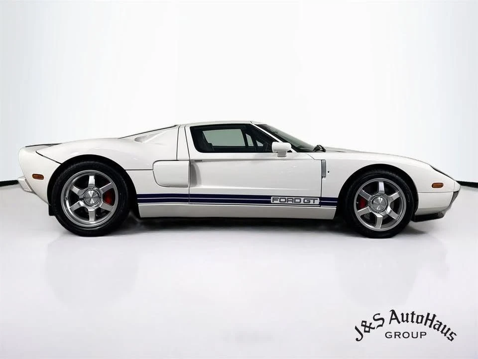 2005 Ford GT 1st Gen - Image 8 of 20
