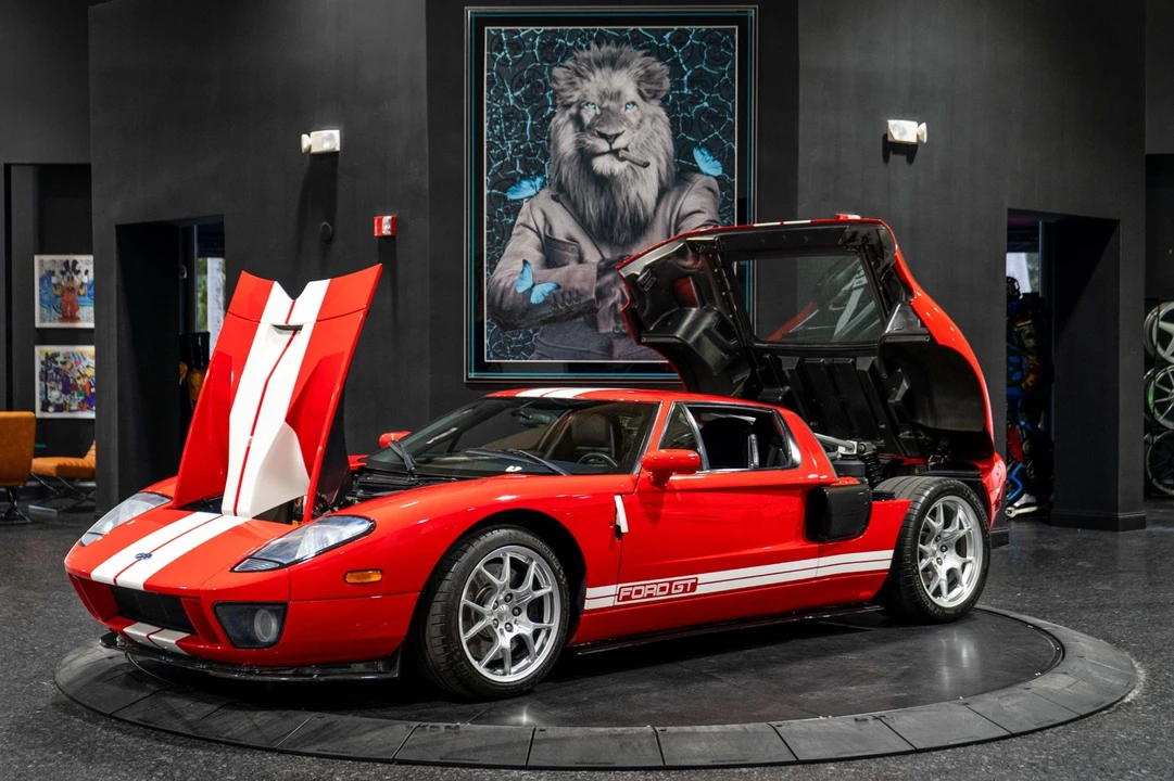 2005 Ford GT 1st Gen - Image 13 of 21